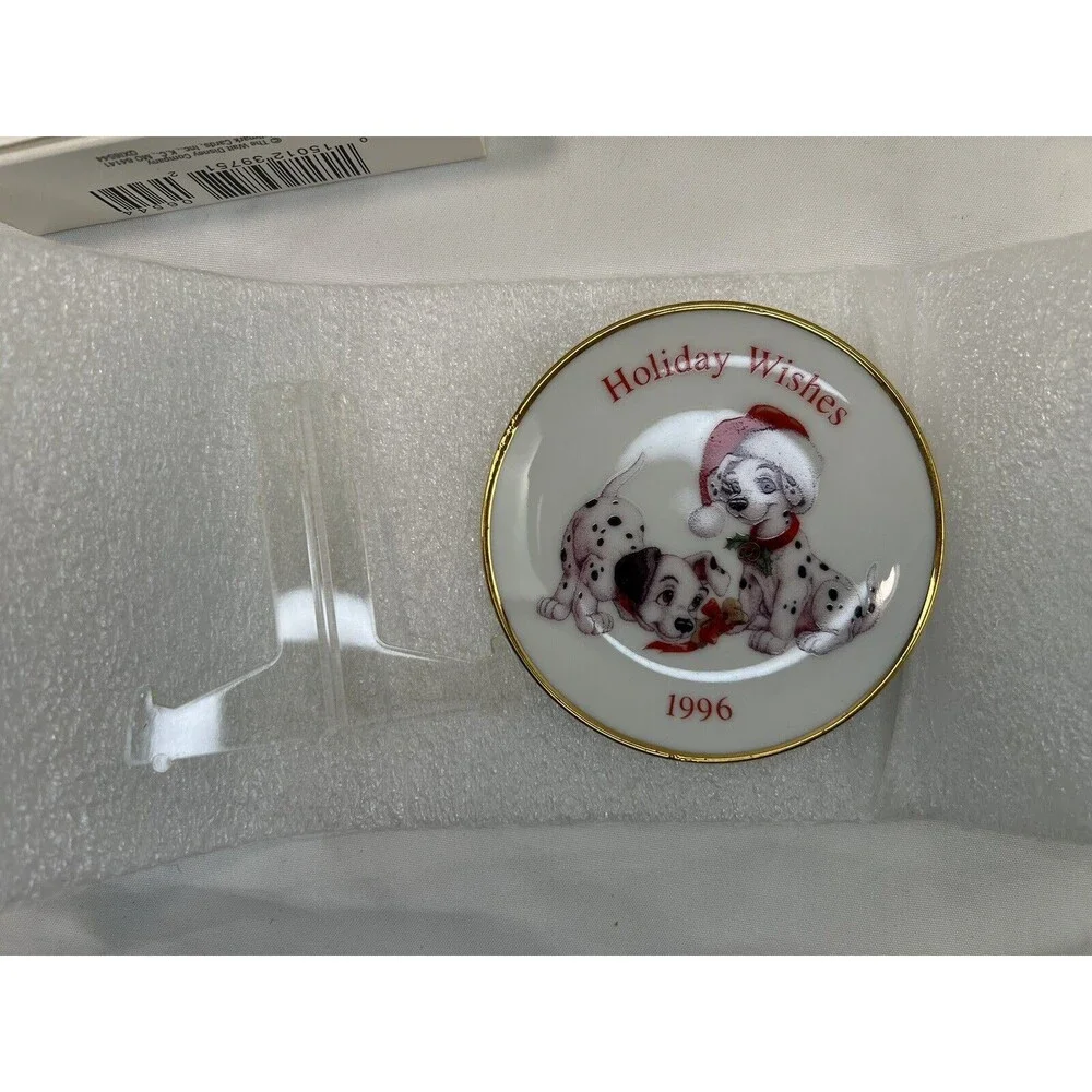 2 Of Hallmark Keepsake Ornament Holiday Wishes‎ 101 DALMATIONS Collector's Plate